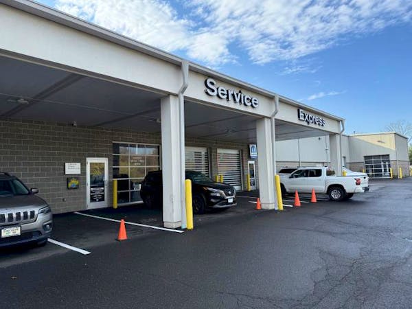 Executive Jeep, North Haven, CT, 06473