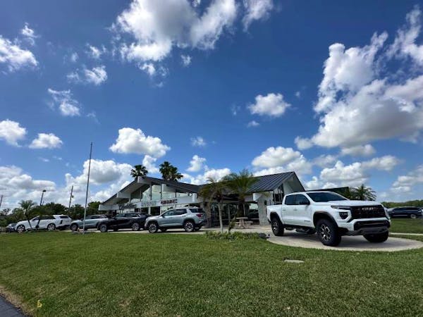 Huston Cadillac GMC, Lake Wales, FL, 33859