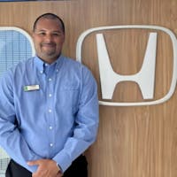 Carlos Diaz headshot