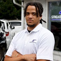 Photo of Eder Fekiz, Sales Consultant