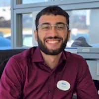 Photo of Ish Aku, Sales Consultant