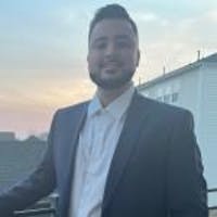 Pete Dagher headshot