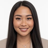 Photo of Robin Dee, Product Specialist