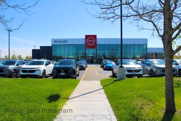 McGrath Nissan, Elgin, IL, 60124