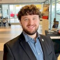 Photo of Isaac Oldham, Sales and Leasing Representative